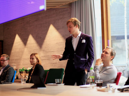 Kuvapankki_Vaikuttaminen_1