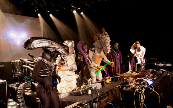 Vuonna 2011 julittiin Retro Sci-fi -teemalla