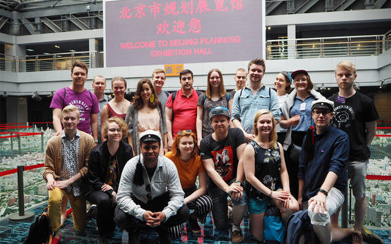 AYY:n delegaatio Pekingissä