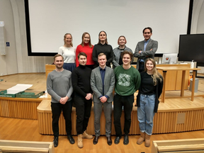 Kuvassa AYY:n hallitus vuodelle 2022