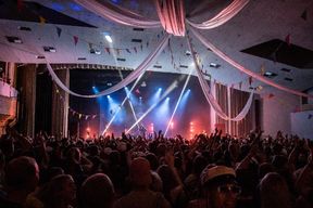 Robin esiintymässä Aalto Afterpartyssa 2023