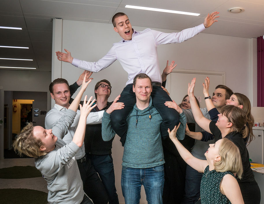 Hallitus ja pääsihteeri