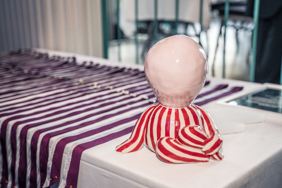 Veera Krouglovin veistos Bubblegum