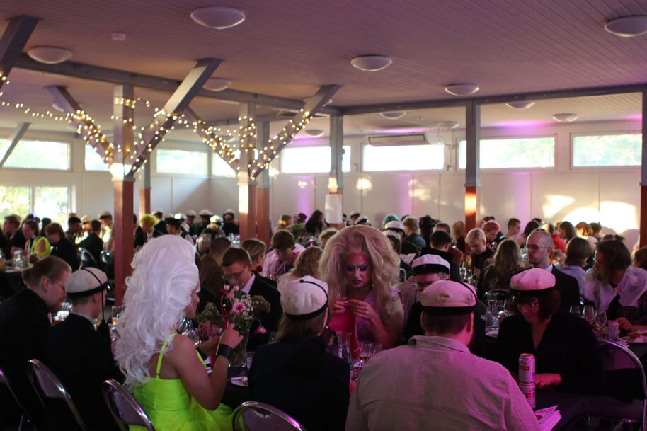 Photo from GAYY's 10th anniversary annual ball from Hietsun Paviljonki event venue.