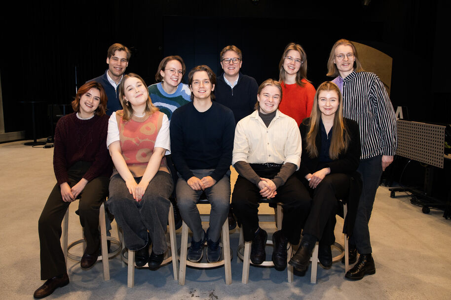 Ryhmäkuva hallituksesta