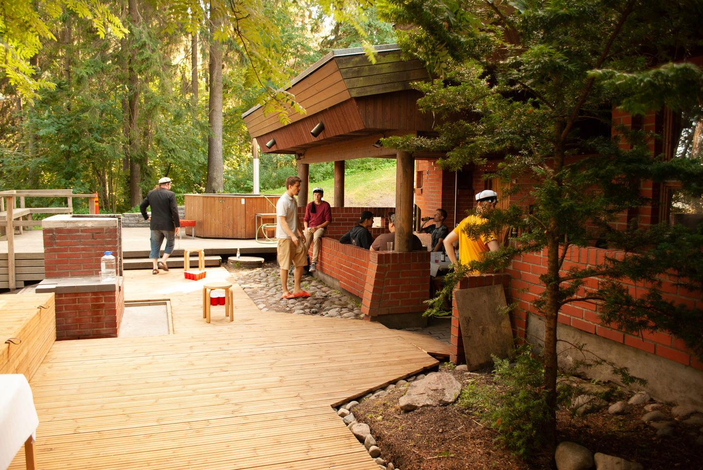 Rantasaunan uusi terassi kesällä 2020