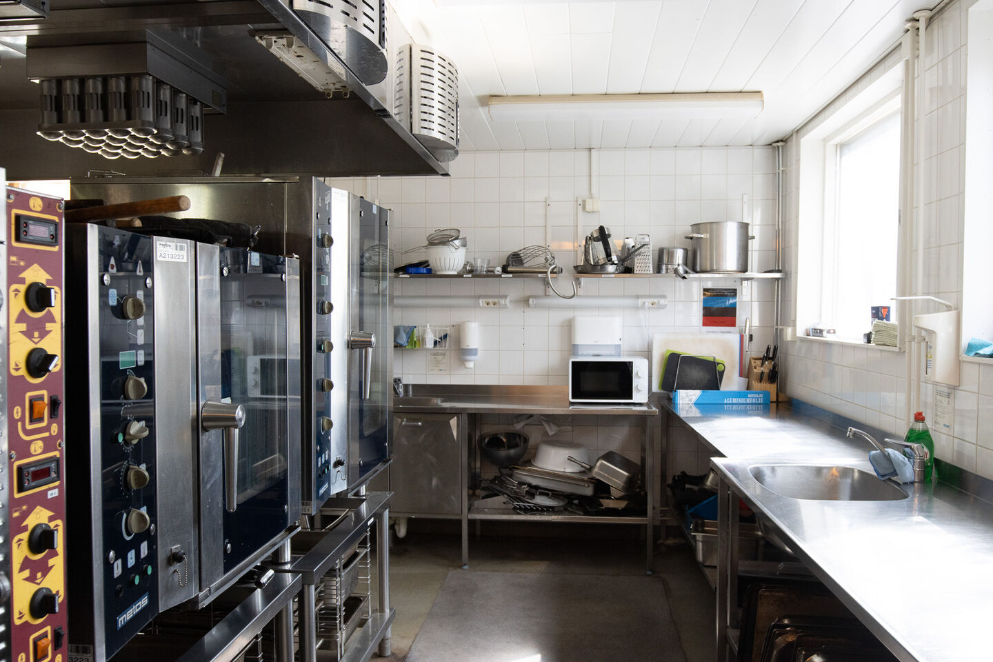 Skeittiö tiskipöytä